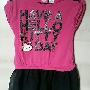 💥4/$15💥Hello Kitty 4/5 top
